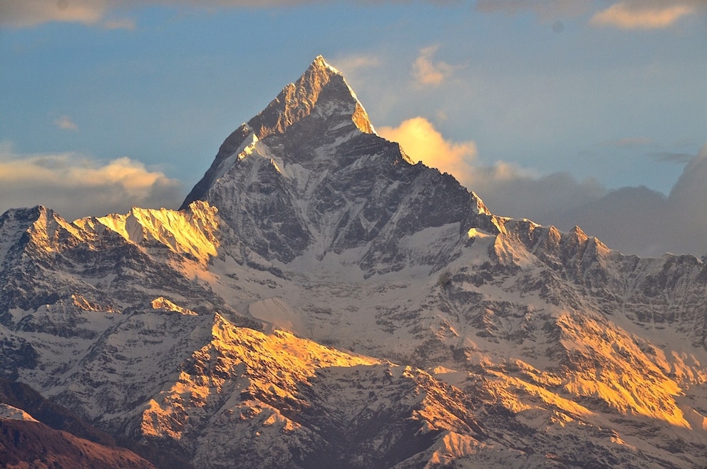 2. Den wunderschönen Sonnenaufgang über dem Annapurna-Gebirge in Sarangkot erleben
