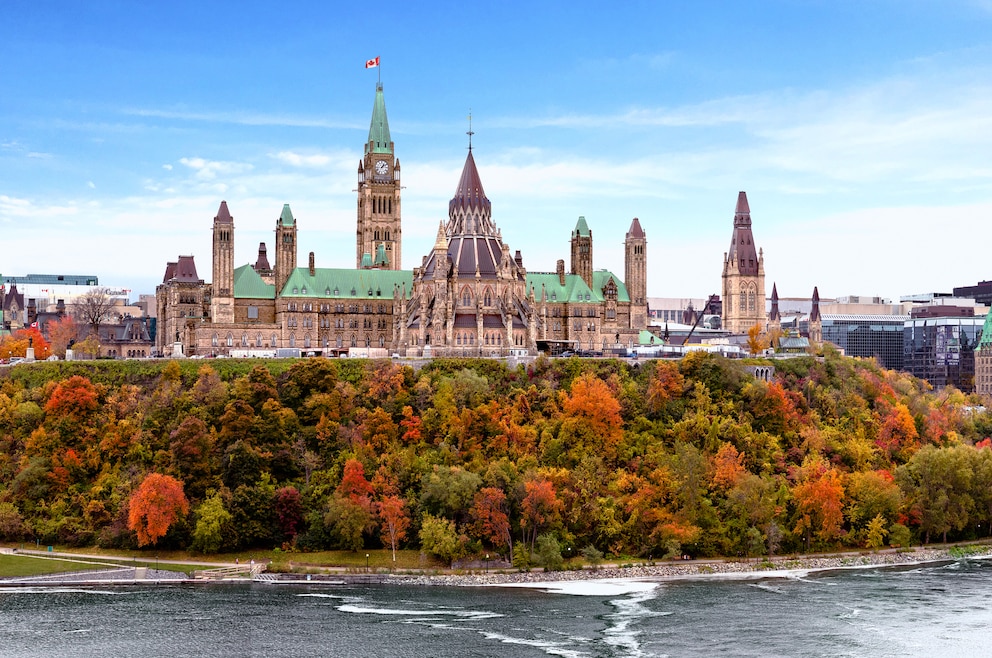 6. Ottawa – Kanadas Hauptstadt befindet sich im südöstlichen Teil der Provinz Ontario, in der Nähe Montréals und der Grenze zu den USA
