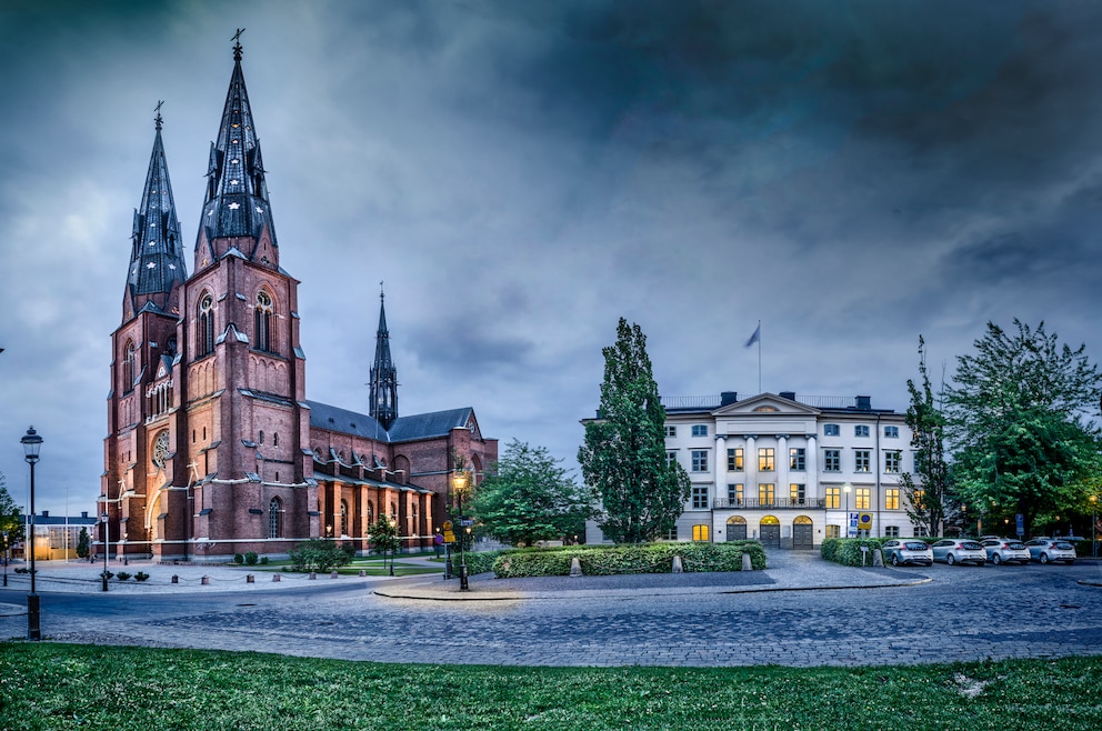 8. Dom zu Uppsala – der gotische Dom St. Erik in Uppsala ist mit seinen 118,7 Metern das höchste Kirchengebäude Skandinaviens