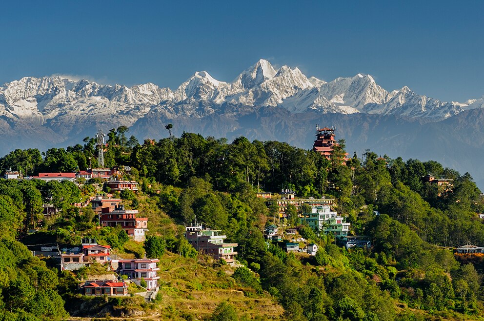 6. Nagarkot – der kleine Ort liegt etwa 32 Kilometer östlich von Kathmandu und 14 Kilometer nordöstlich von Bhaktapur und bietet eine tolle Aussicht auf das Himalaja-Gebirge