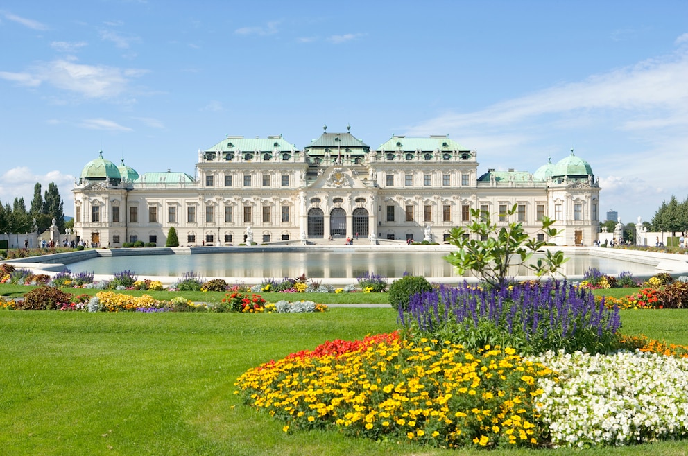 3. Schloss Belvedere – die Schlossanlage besteht aus Oberem und Unterem Belvedere und beheimatet das renommierte Kunstmuseum „Österreichische Galerie Belvedere“