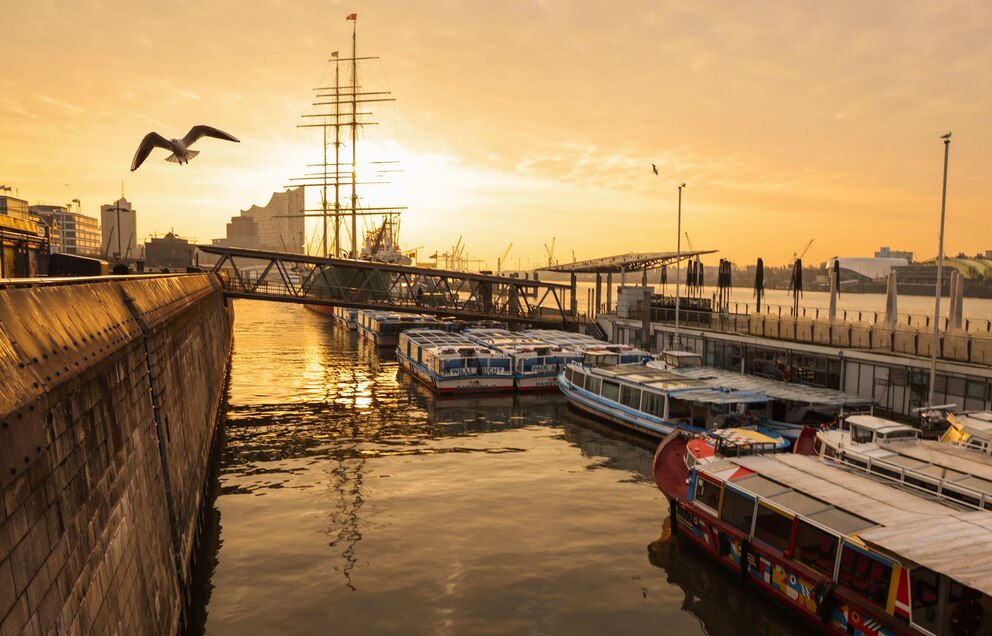 Landungsbrücken in Hamburg