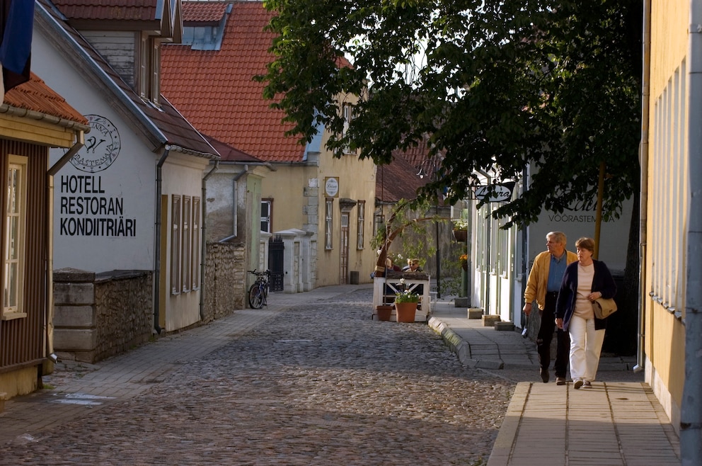 5. Kuressaare (deutsch: Arensburg) – die Stadt liegt an der Südküste der größten estnischen Insel Saaremaa
