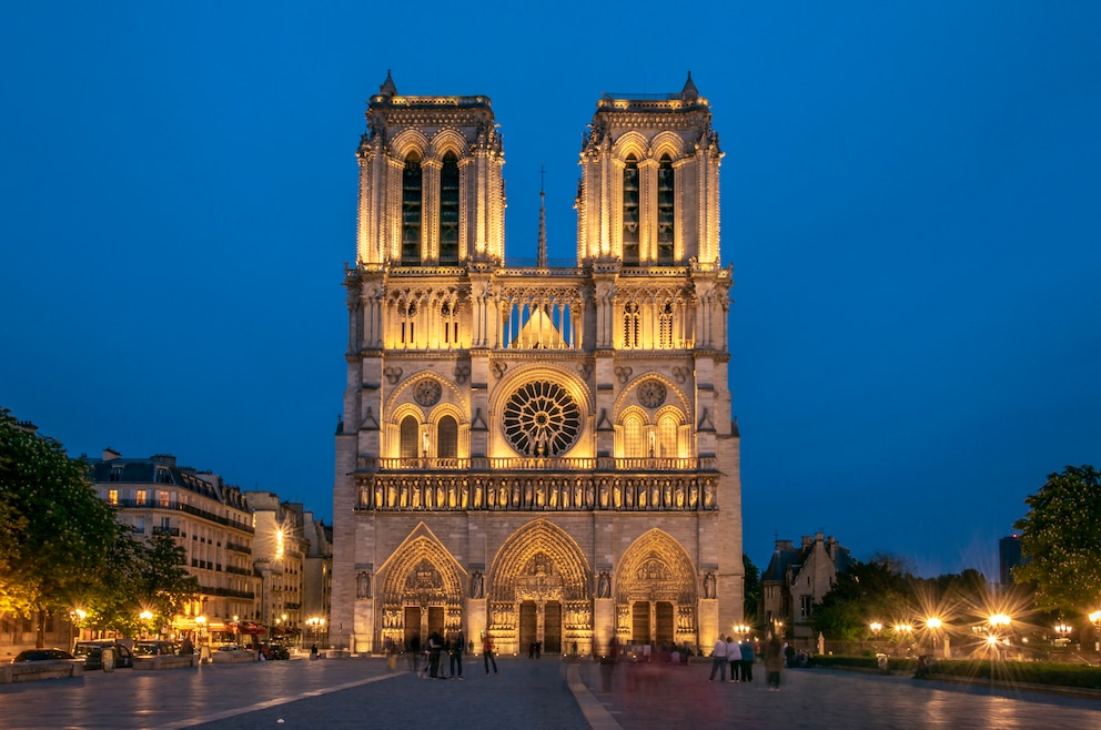 Das Notre Dame lässt sich in Paris betrachten