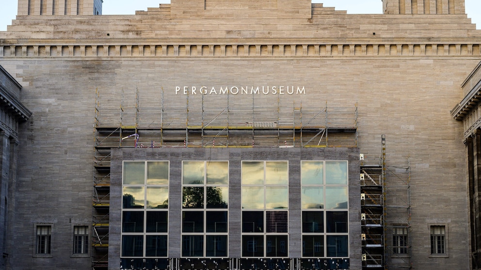 Das Pergamonmuseum ist seit dem 23. Oktober 2023 für Besucher wegen Renovierungsarbeiten geschlossen