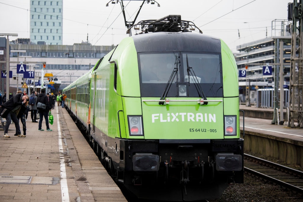 Der Flixtrain fährt zukünftig auch kleine Bahnhöfe an sowie Städte, die infrastrukturbedingt pausieren mussten