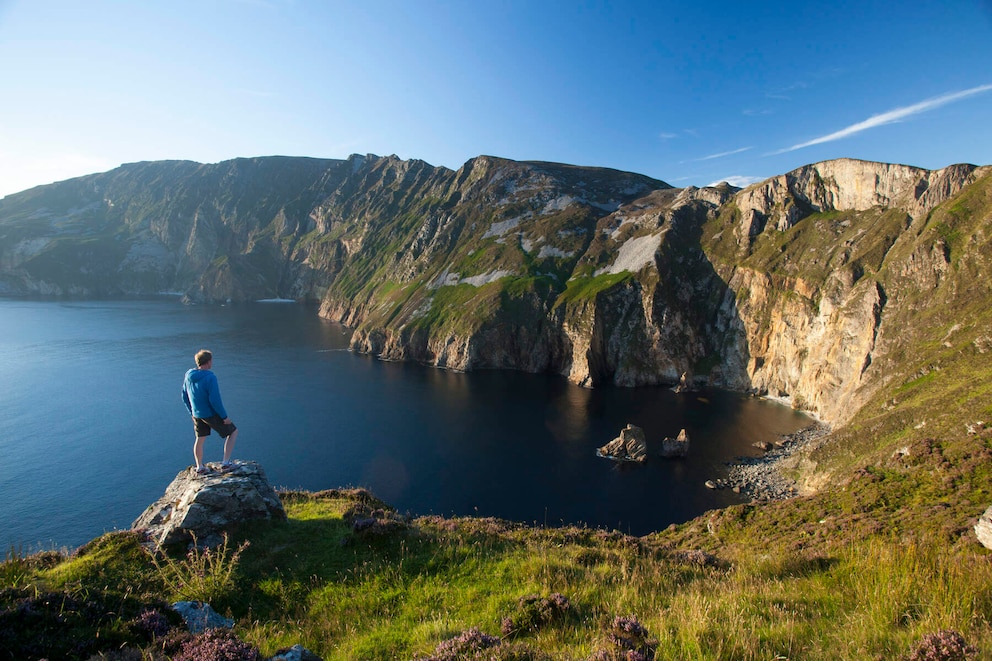 Eine Aussicht wie gemalt auf die Slieve League Cliffs.