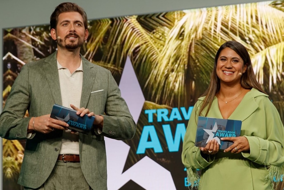 TRAVELBOOK AWARD