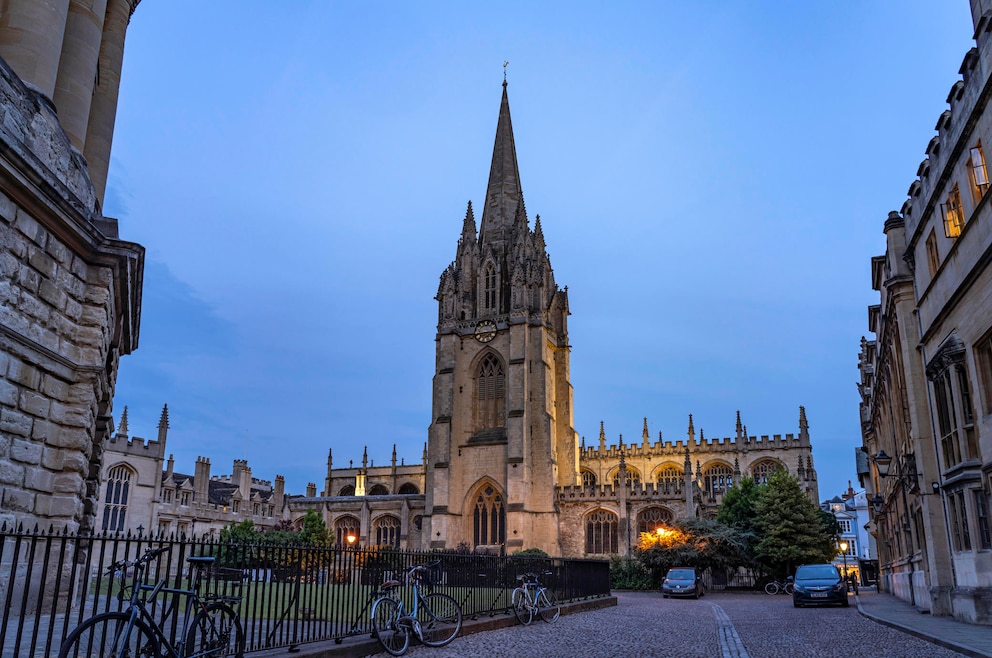 4. Church of St Mary the Virgin – die Universitätskirche steht im Zentrum Oxfords