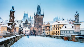 Prag ist ein traumhaftes Städtereiseziel während eines Winterurlaubs in Tschechien