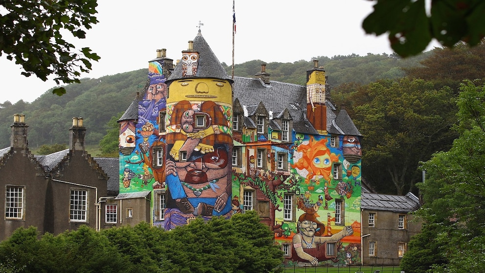 Kelburn Castle