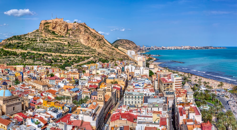 In Southern Spain on the Costa Blanca, you can soak up the sun even in winter