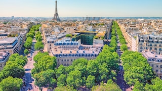 Die Stadt Paris stellt den neuen Klimaschutzplan vor. Reisebusse werden künftig nicht mehr im Stadtzentrum halten