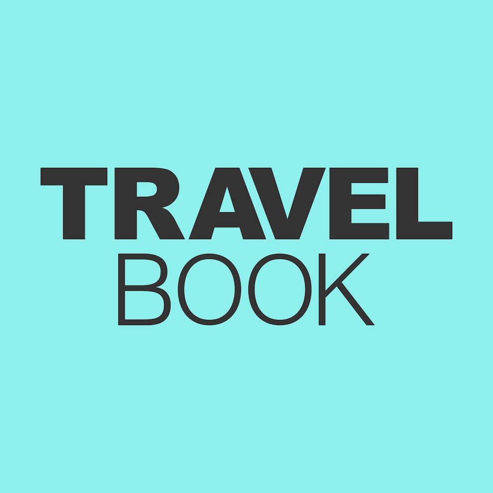 travel book tourism llc