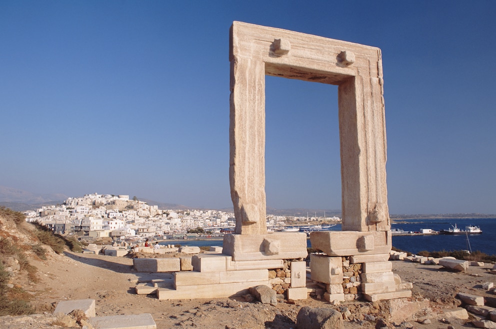 9. Naxos – die griechische Insel liegt in der südlichen Ägäis und ist die größte Insel der Kykladen