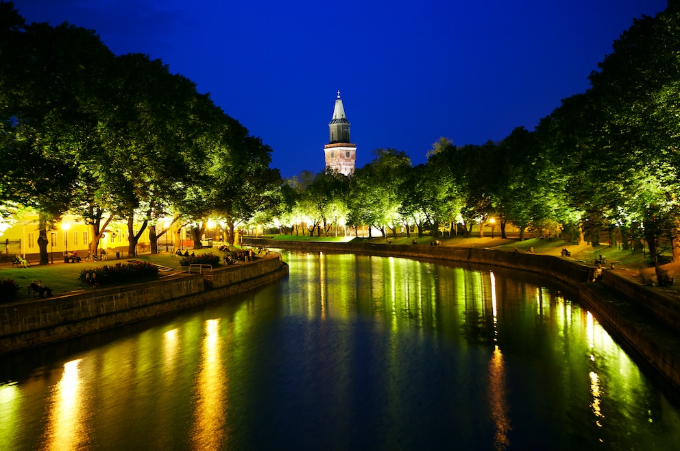 3. Turku – die Stadt an der Südwestküste Finnlands ist die älteste Stadt des Landes und die ehemalige Hauptstadt. Bekannt ist insbesondere die mittelalterliche Burg Turku, in der sich heute ein Geschichtsmuseum befindet.