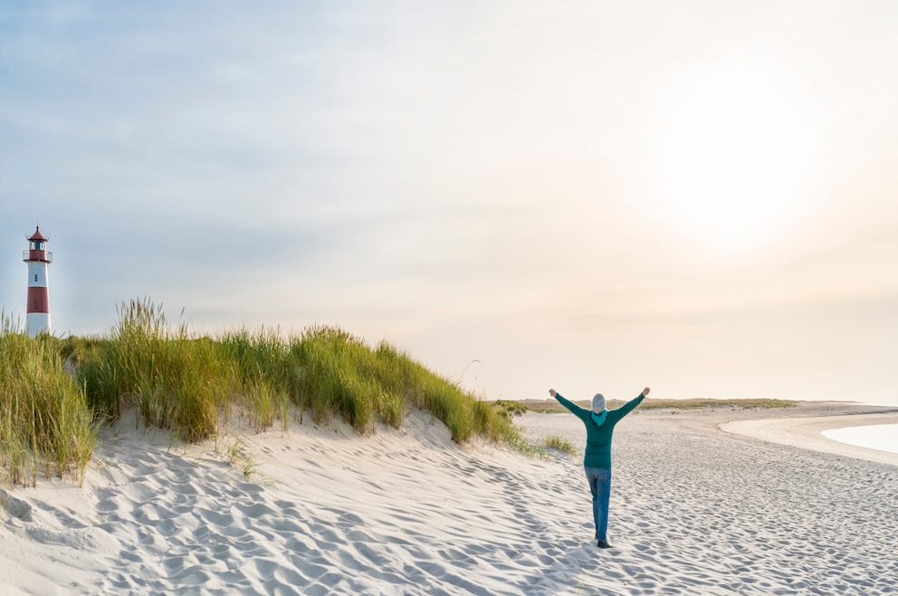 3. Deutschlands Inseln kennenlernen und sich an Nord- und Ostsee den Wind um die Nase blasen lassen (im Bild: Sylt)