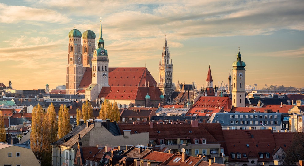 Städte wie München sind im Herbst ein gutes Ausflugsziel, da sie viele historische Sehenswürdigkeiten und Museen bieten