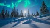 Finnland ist ein Sehnsuchtsziel für alle, die die Nordlichter betrachten oder im Schnee und in der Natur wandern möchten