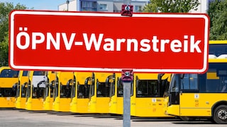 Busbahnhof Warnstreik ÖPNV