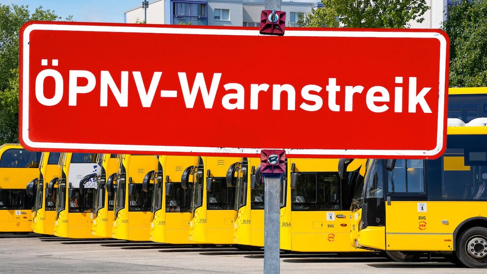 Busbahnhof Warnstreik ÖPNV