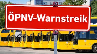 Busbahnhof Warnstreik ÖPNV