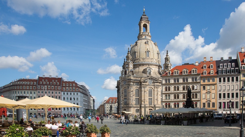 Dresden hat eine Menge touristischer Highlights zu bieten – darunter die Frauenkirche.