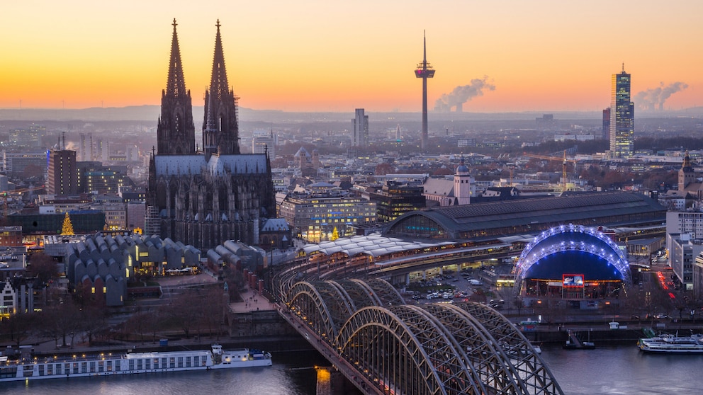 Ob Köln oder Düsseldorf, in Nordrhein-Westfalen (NRW) gibt es viele sehenswerte Orte für die Schulferien 2024