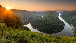 Die Saarschleife ist eine bekannte Sehenswürdigkeit im Saarland