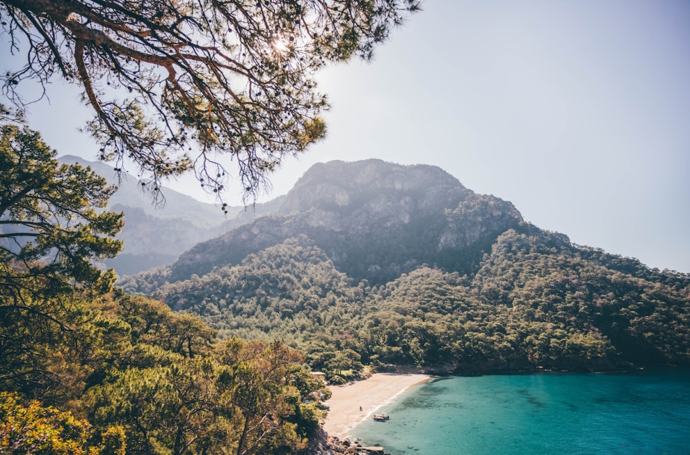 Berge, Meer und Strand