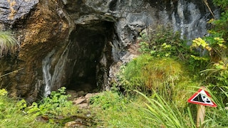 Massacre Cave