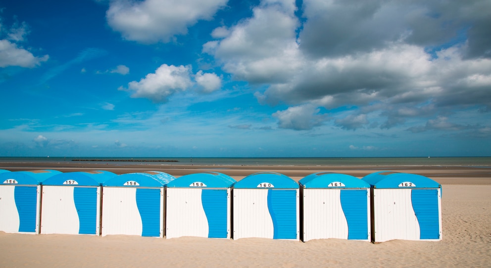 Der weitläufige Strand Malo-les-Bains lädt zum Entspannen ein.