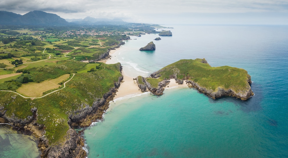 Playa de Poo – hier fließt Süßwasser in das Meer