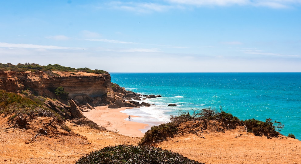 Calas de Roche in Cadiz – hier reiht sich eine traumhafte Bucht an die nächste 