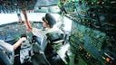 Piloten im Cockpit