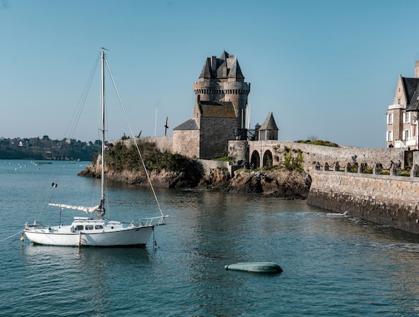 holidu, bretagne, urlaubsangebote