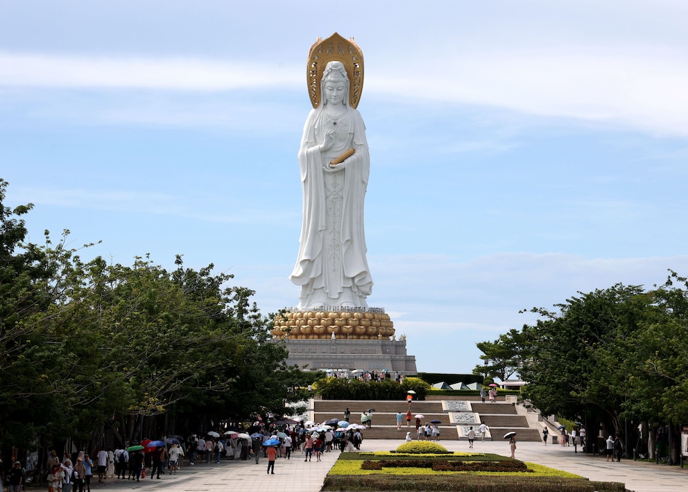 Guanyin-Statue von Nanshan, Platz 6 der größten Statuen der Welt