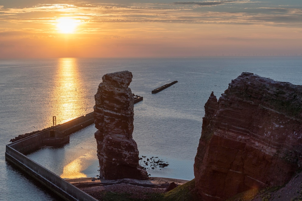 Insel Helgoland mit der Felsnadel „Lange Anna“, Schleswig-Holstein