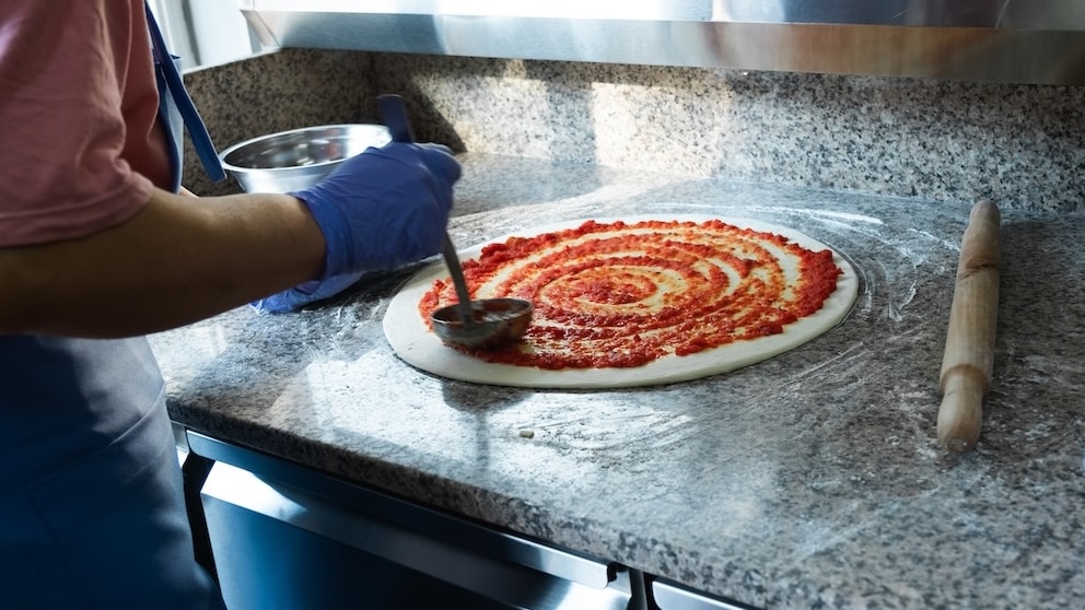 Pizza mit Tomatensauce soll nicht in Italien erfunden worden sein