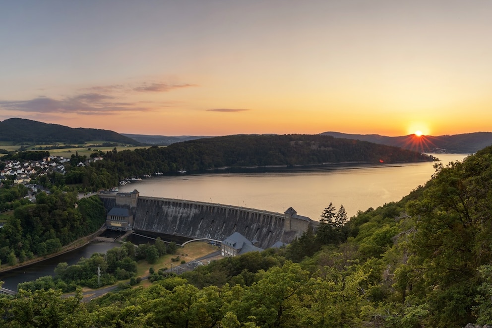 Der Edersee liegt im Nationalpark Kellerwald-Edersee