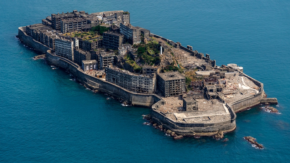 Hashima: Die verlassene japanische Insel vor Nagasaki ist ein beliebter Lost Place
