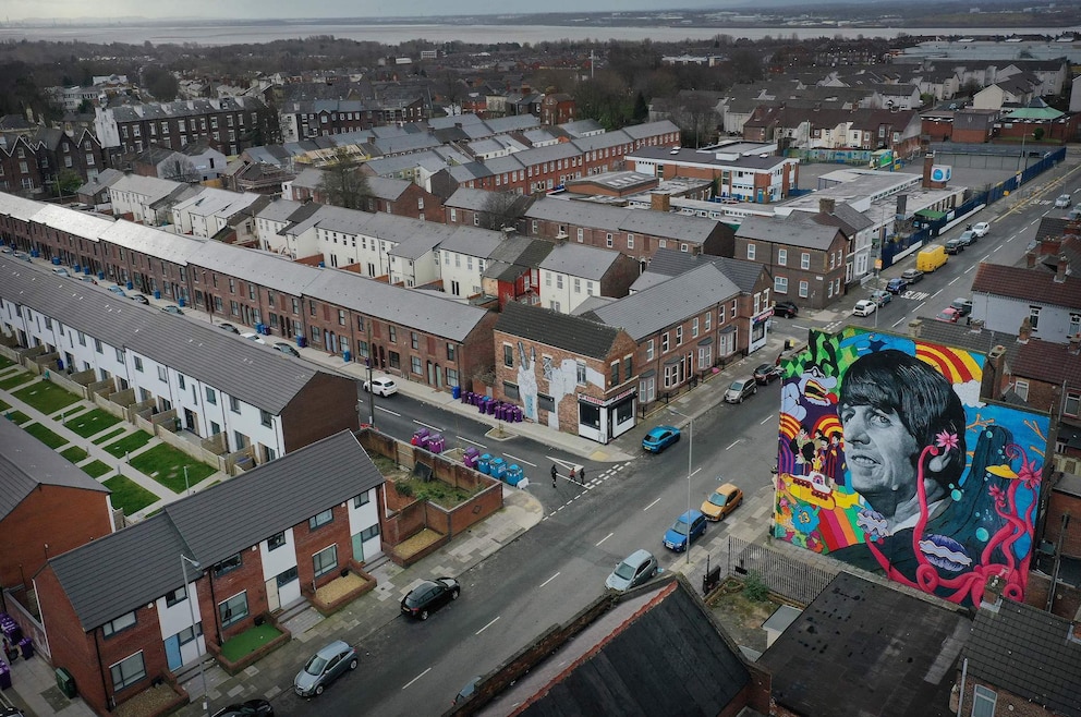 Wandgemälde Ringo Starrs in Liverpool nahe seines Wohnhauses