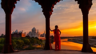 Das Taj Mahal ist eine beliebte Sehenswürdigkeit in Indien