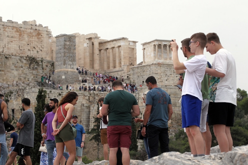 Auf der Akropolis in Athen tummeln sich Horden von Touristen