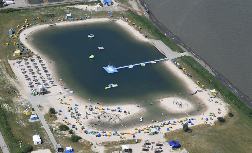 Dieser Meerwasser-See in Butjadingen in Niedersachsen ist weltweit einzigartig