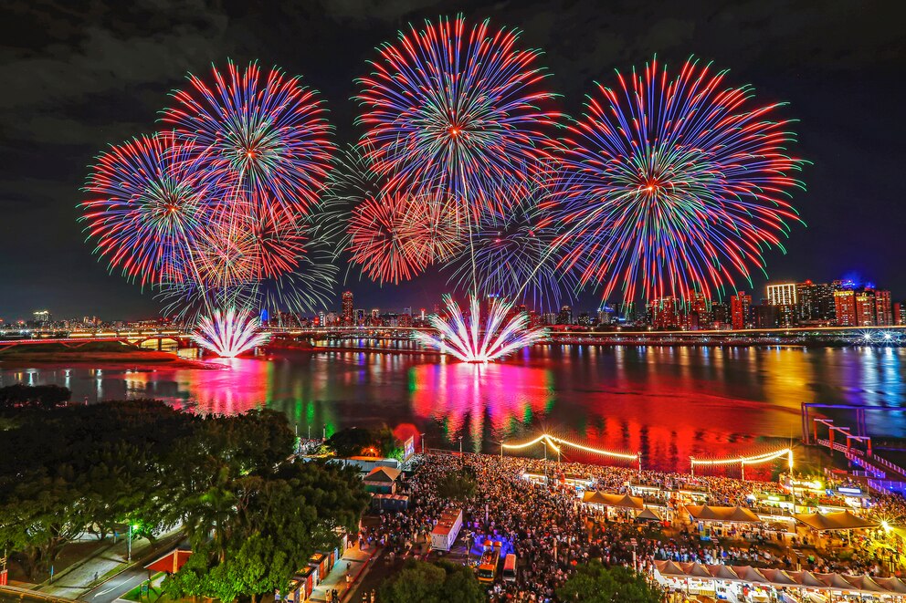 Von Silvesterfeuerwerk bis Sommerfest – in Taipeh ist immer was los