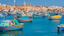 Bunte Boote im Hafen von Marsaxlokk, Malta