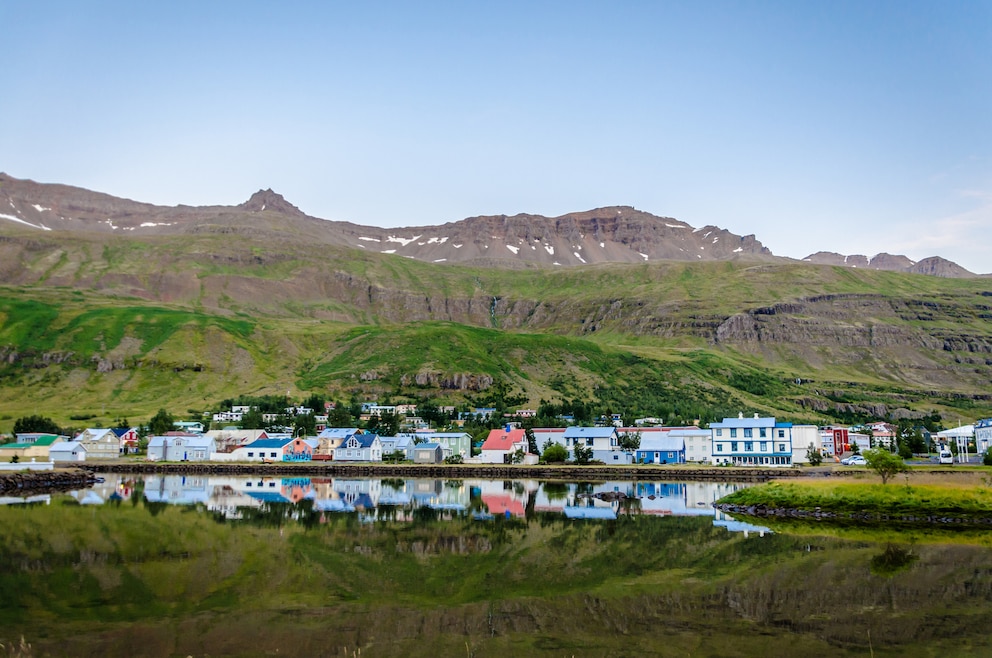 Seyðisfjörður ist eine ostisländische Stadt