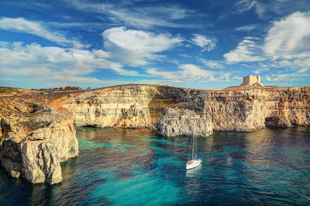 Comino ist eine Insel zwischen Malta und Gozo 