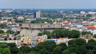 Hamburgs Bunker am Heiligengeistfeld soll ein grünes Dach bekommen